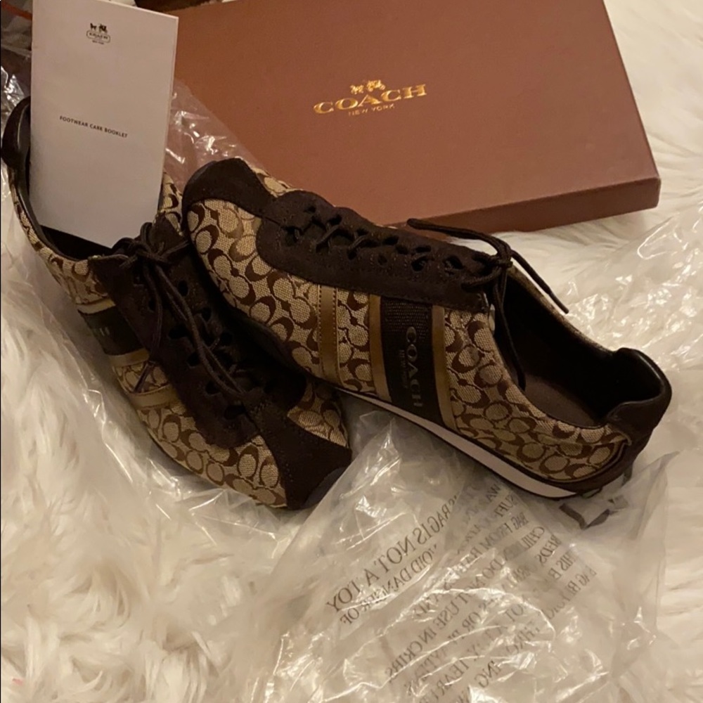COPY - SALE Authentic Coach Sneakers in Khaki/Bro…